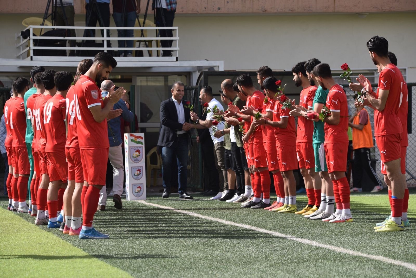 خەڵاتی پاڵەوان و خاوەن پلەی دووەمی خولی نایابی کوردستان